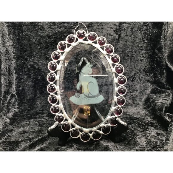 Leaded Glass Sun Catcher Etched Cat Kitten Kitty With Yarn Purple Edge Handmade - Picture 2 of 5